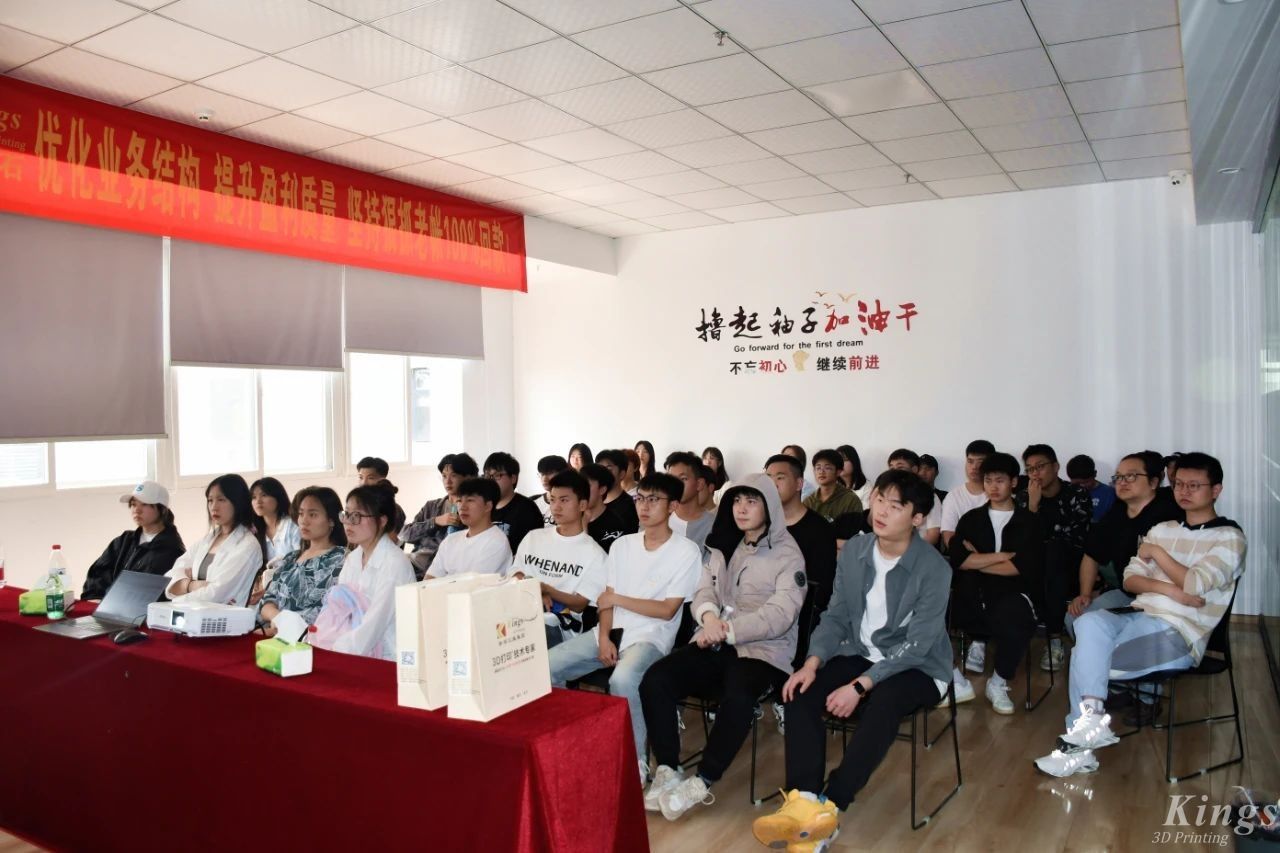 熱烈歡迎重慶公共運輸職業學院師生到重慶金石參觀交流